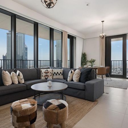 Breathtaking City Views From Dt Apt With Terrace Dubai Exterior photo